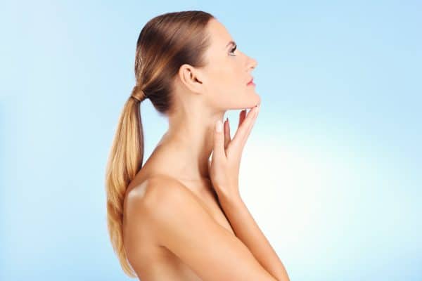 איך להעלים סנטר כפול