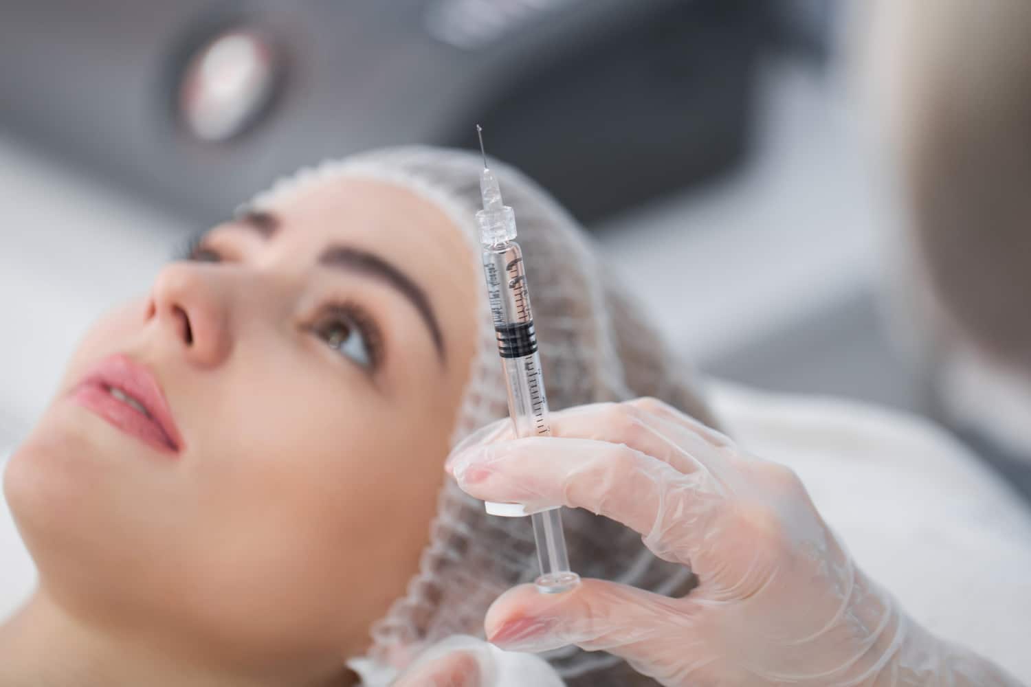 עיצוב סנטר חומצה היאלורונית