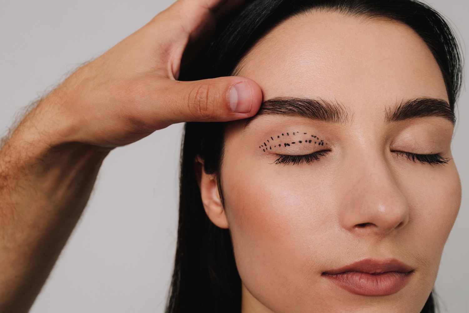 עפעפיים עליונות