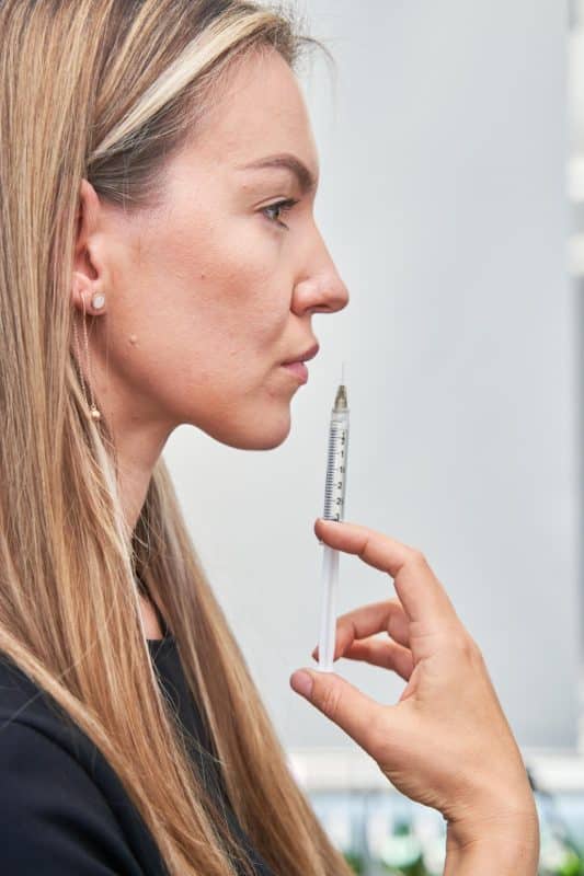 ניתוח מתיחת פנים חלקית